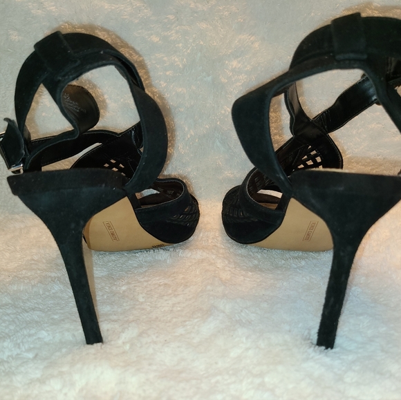 Like New Vince Camuto Cage Heels - Picture 3 of 3